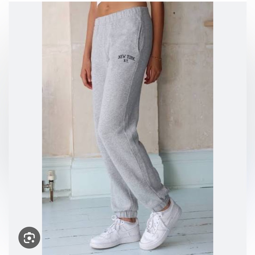 BRANDY MELVILLE John Galt New York Sweatpants Joggers with Pockets